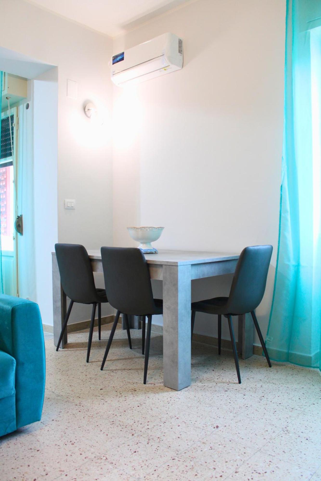 Lilith Apartment Milazzo Esterno foto